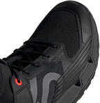 Five Ten Trailcross XT Flat Shoe - Men's Core Black / Grey Four / Solar Red 7.5