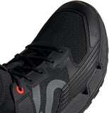 Five Ten Trailcross XT Flat Shoe - Men's Core Black / Grey Four / Solar Red 12